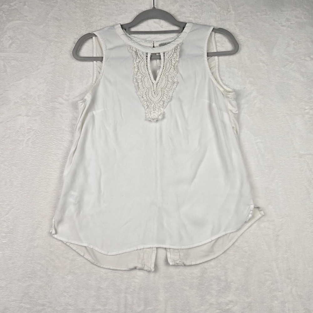 Pale Sky Women's White Sleeveless Blouse Size Medium Crochet Detail Keyhole Back